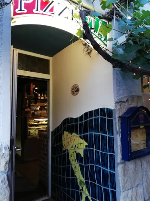 Pizzeria La Strega
