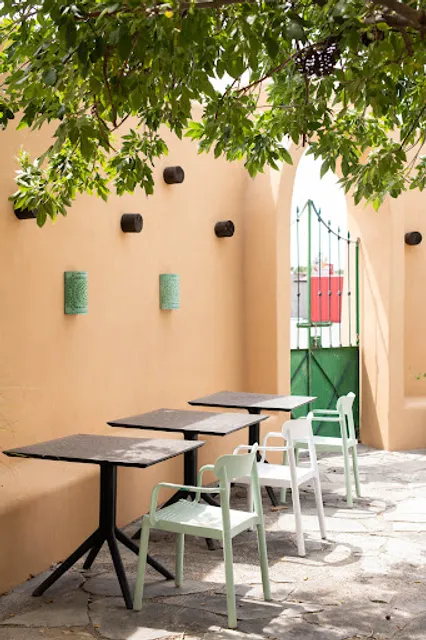 El Coyote New Mexican Bar & Cantina