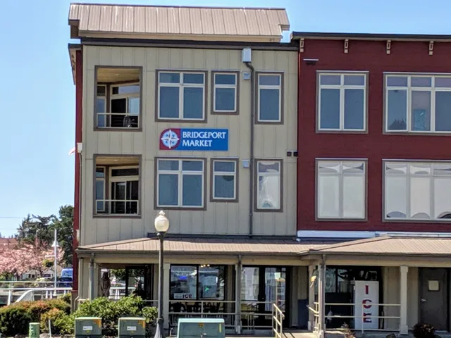 Bridgeport Market
