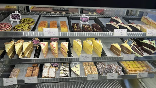 Nosh Sandwich & Coffee Shop