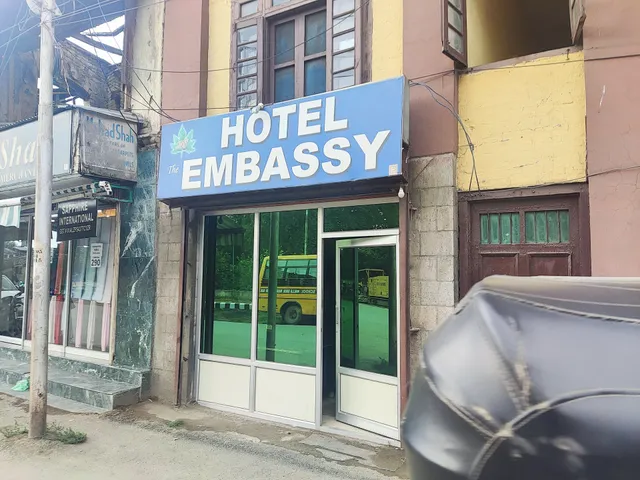 Hotel Embassy