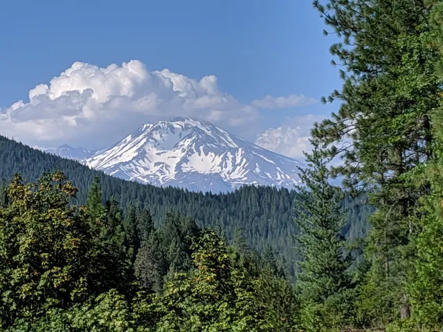 Mount Shasta Vista Point