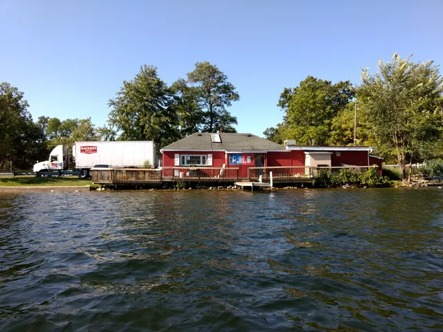 Algonquin Lake Party Store