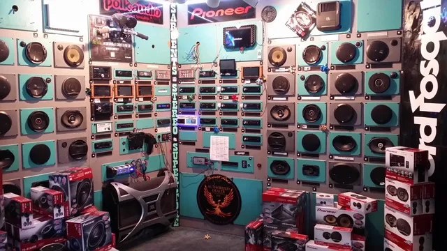 Sargent's Stereo Super Store