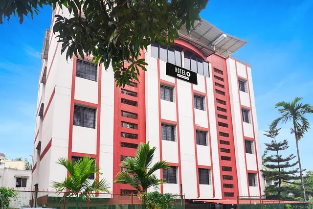 Super Hotel O Jadhav Nagar Near Sinhgad College