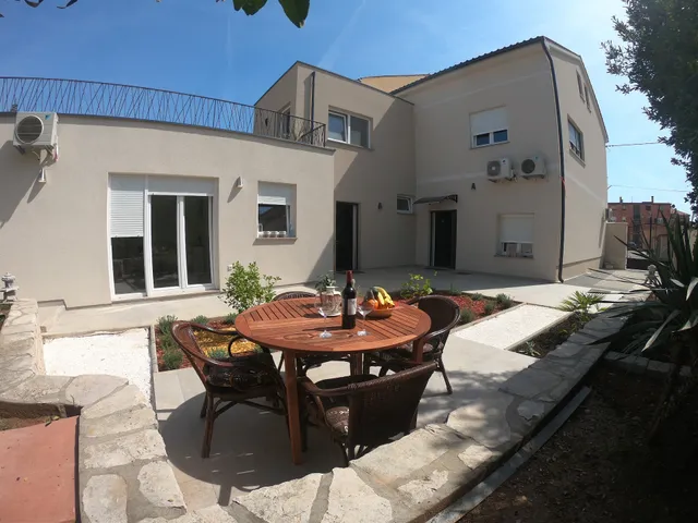 Faveria Apartments Pula