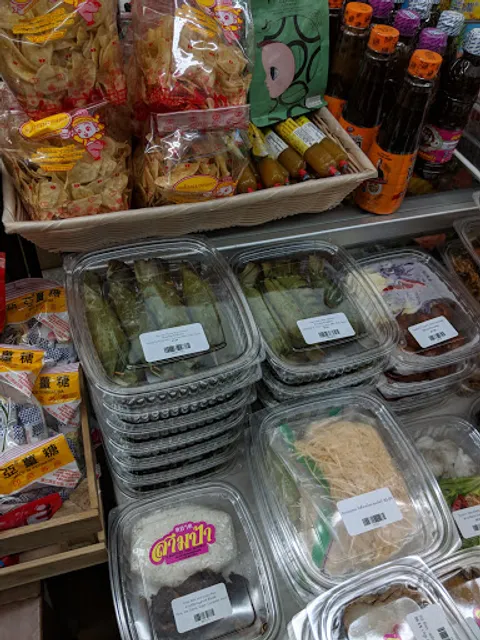 3 Aunties Thai Market