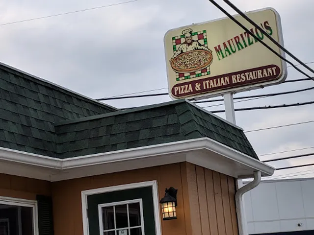 Maurizio's Pizza & Restaurant