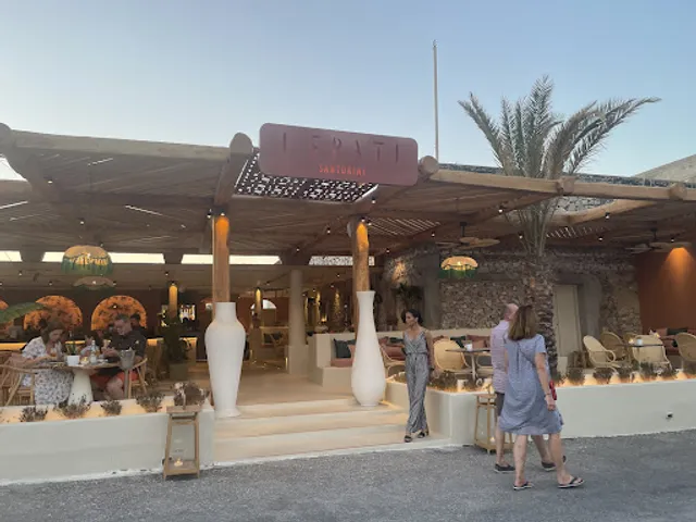 Frati Santorini beach