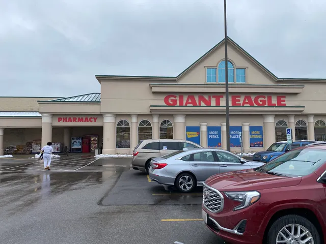 Giant Eagle Supermarket