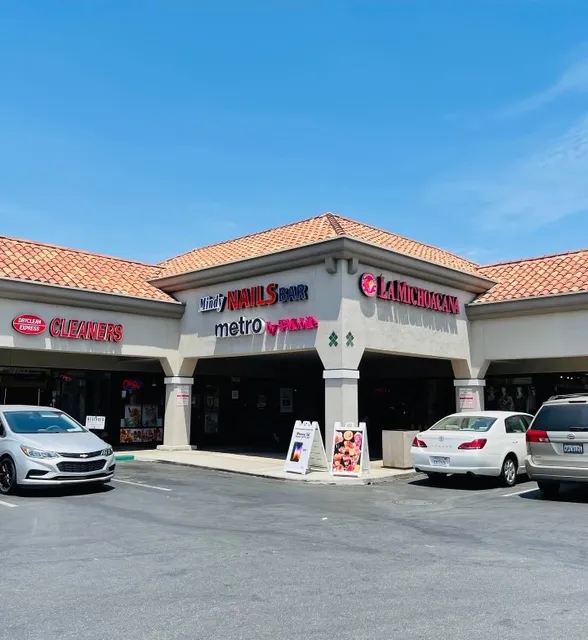 Santa Fe Springs Marketplace