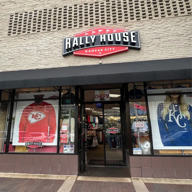 Rally House Plaza