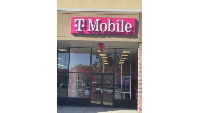 T-Mobile Authorized Retailer