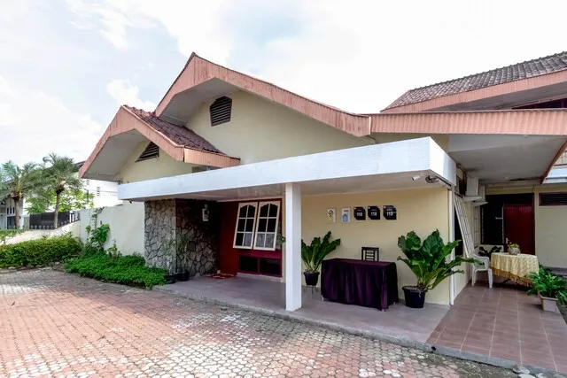 OYO Living 2604 Elicia Kost