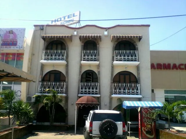 Hotel El Bucanero