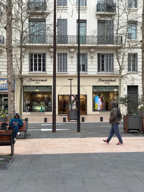 Marionnaud-Parfumerie