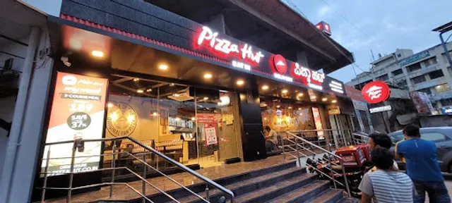 Pizza Hut | Tilakwadi, Belgaum