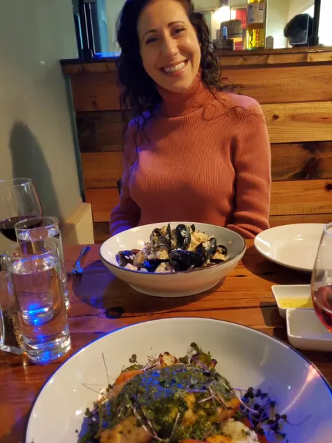 DONTINEZ ELECTRONICS LLC