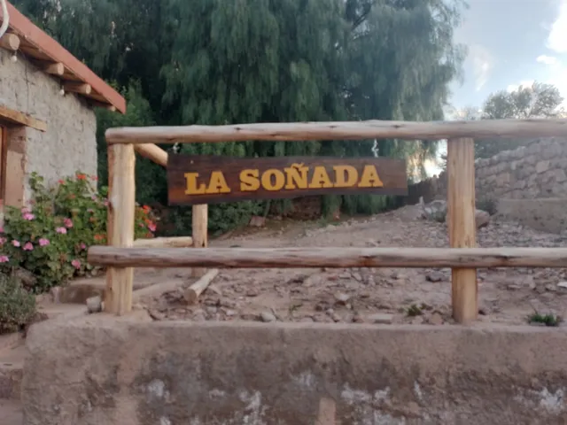 LA SOÑADA