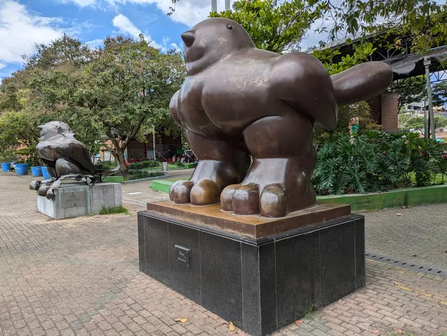 El Pájaro - Fernando Botero