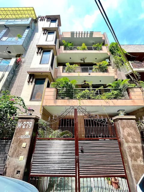 PARKASH'S BED AND BREAKFAST