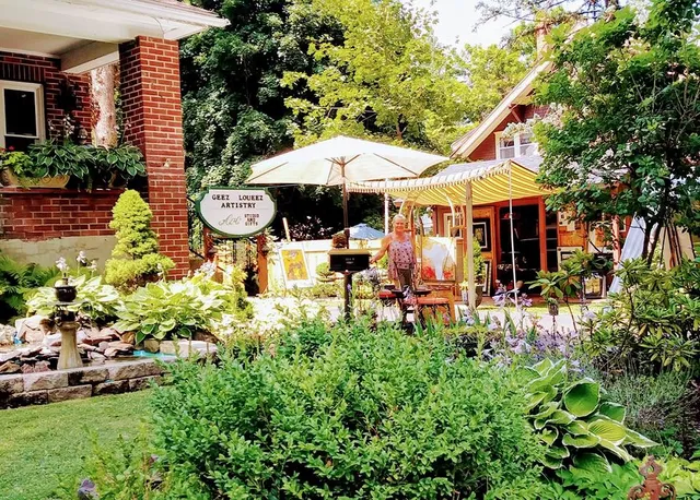 Geez Loueez Artistry