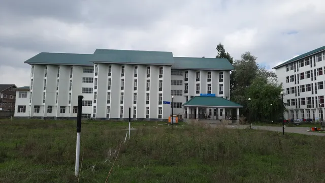 Sheikh Ul Alam Hostel Zakura