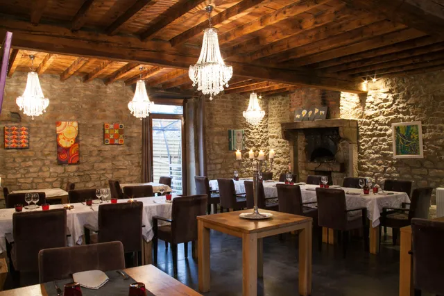 Les Vieilles Pierres