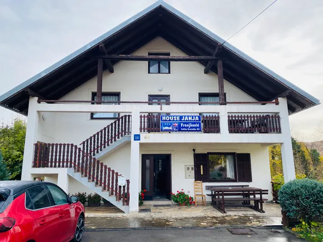 House Janja