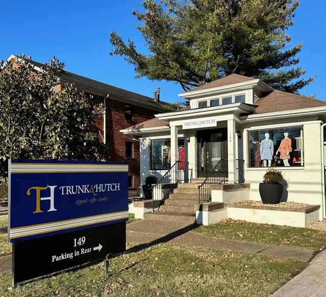 Trunk & Hutch