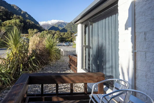 Alpine Glacier Motel