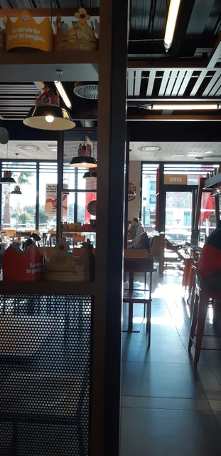 Zone Commerciale Aube Rouge