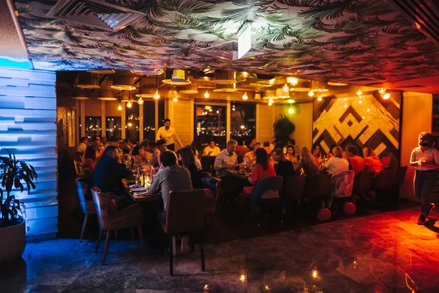 Pacific Groove Restaurant & Lounge, Paramount Hotel Dubai