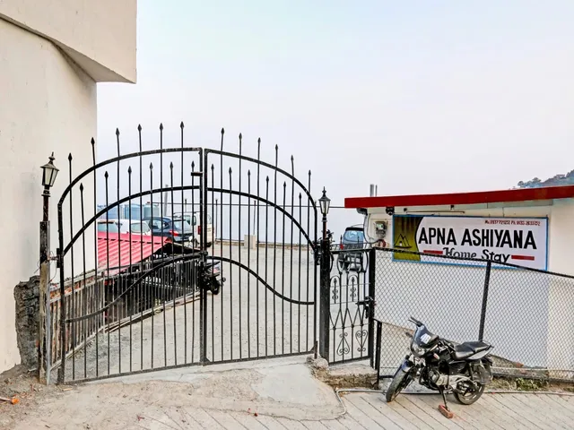 Hotel Apna Ashiyana