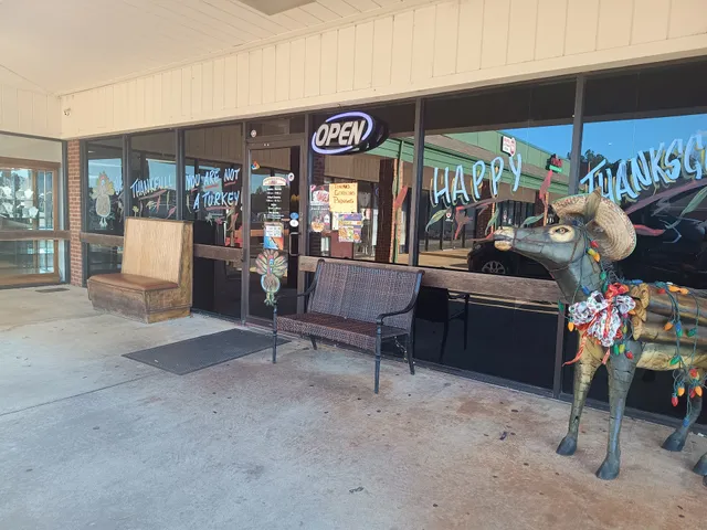 Oconee Plaza Shopping