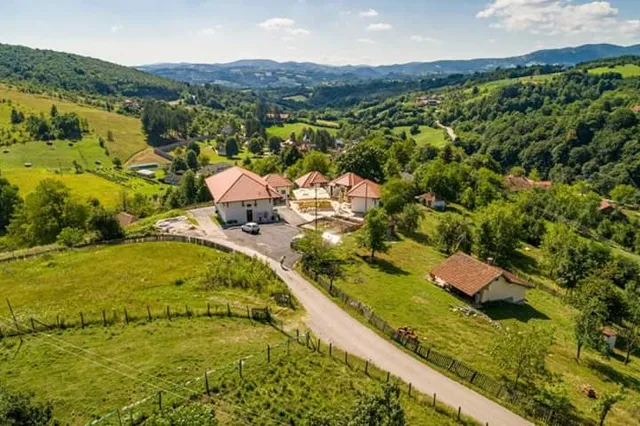 Етно село Лелић