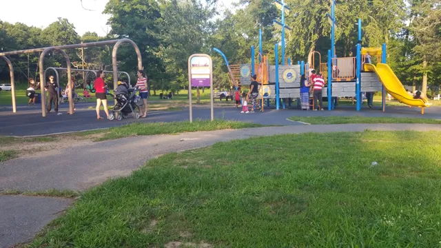 Johnson Park Grove 1