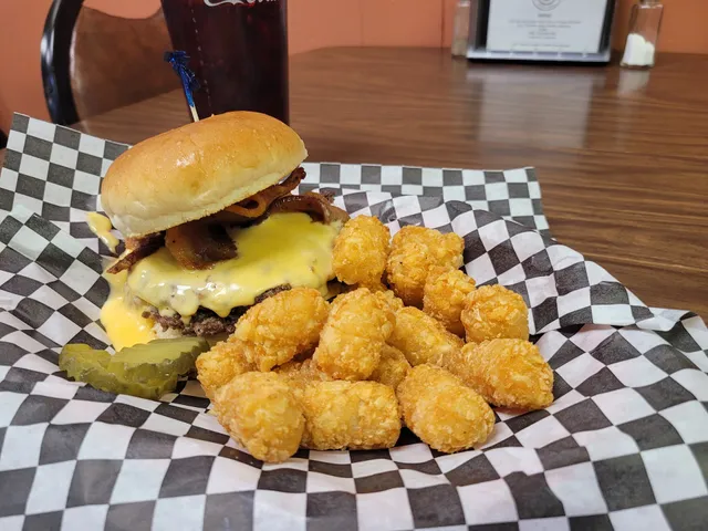 Oldies Grill & Lounge