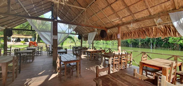 TERRA DO MEIO - Restaurante Rural