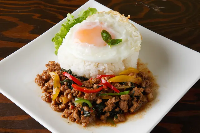 タイ国料理マニータイ（ことに店）