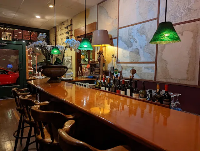 Hyde Street Seafood House & Raw Bar