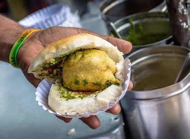 Jay Ambe Vadapav And Dabeli