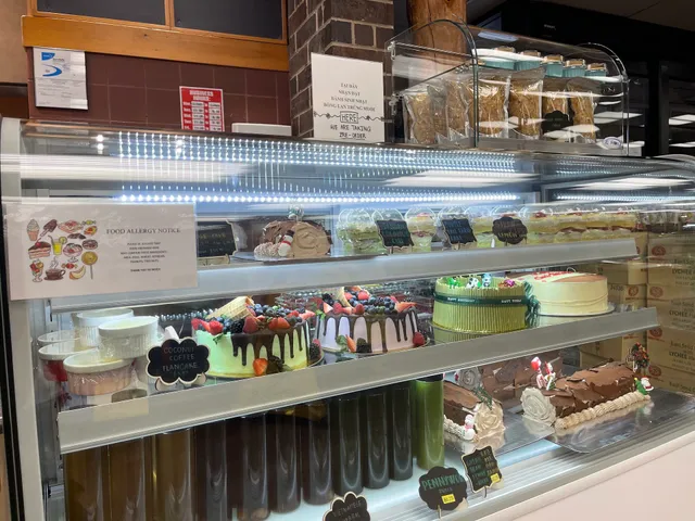 J Tea & Bake ( Saint Paul )