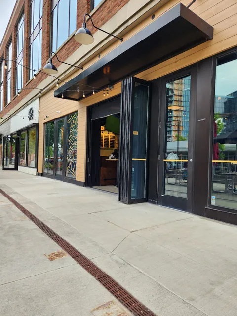 Boom's Pizza Van Aken