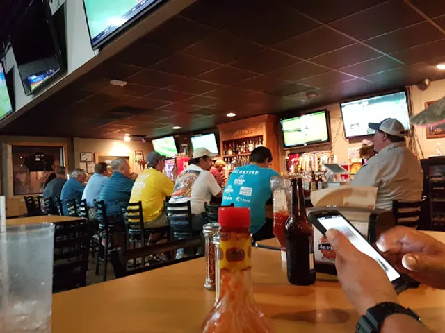 4th & Goal Sports Cafe