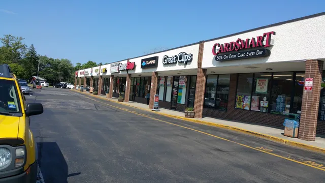 Adams Hometown Market