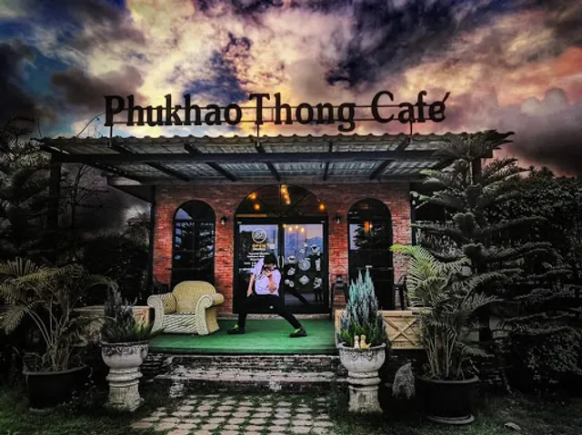Phukhao Thong Cafe