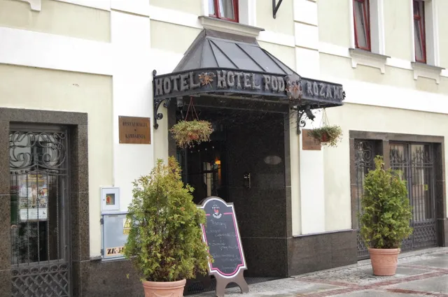 Pod Różami - Uzdrowisko Cieplice Sp. z o.o. - Grupa PGU