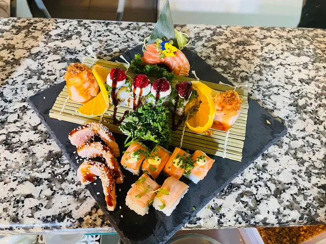 Delhi's Belly sushi bar & cafe