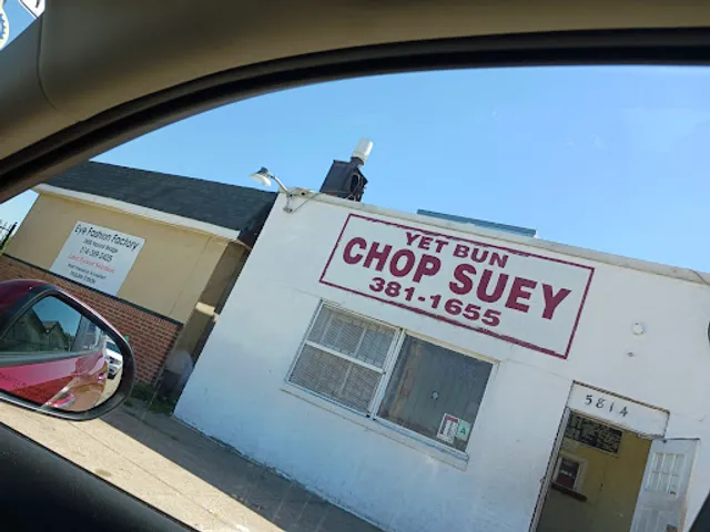 Yet Bun Chop Suey